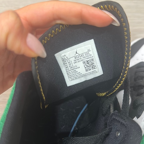 MENS AIR JORDAN - Picture 5 of 6